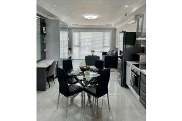 515 The Granger Apartment, Cape Town - 4