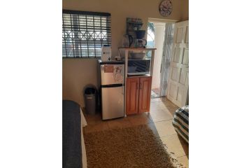 54 Asteria Ave, Larnaco Estate Apartment, Kingsburgh - 5