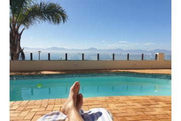 59 LongSantos Apartment, Mossel Bay - 3