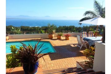 59 LongSantos Apartment, Mossel Bay - 2