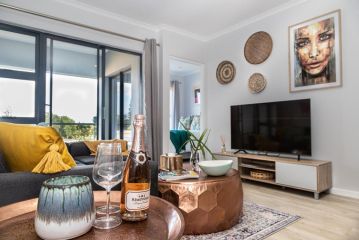 6 Atlantic Port - Cosy, modern 2-bedroom apartment - Blouberg Apartment, Cape Town - 1