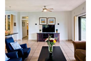 6 Margaret Guest house, Scottburgh - 5