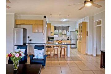 6 Margaret Guest house, Scottburgh - 4