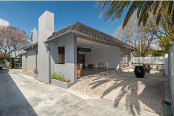 The Koppie - Self Catering Guest house, Hermanus - 5