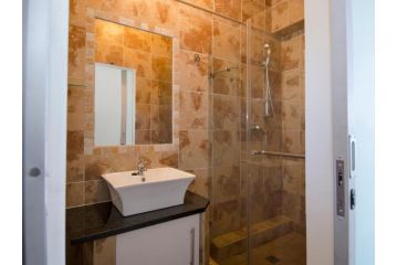 601 Umdloti Beach Resort Apartment, Umdloti - 5