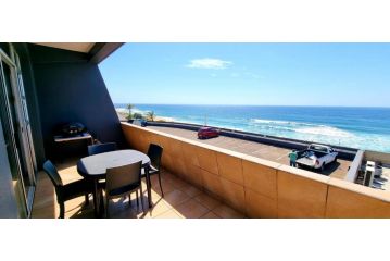 601 Umdloti Beach Resort Apartment, Umdloti - 2