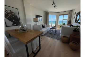 Abode Africa Apartment, Bloubergstrand - 1