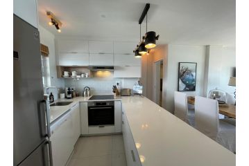 Abode Africa Apartment, Bloubergstrand - 5