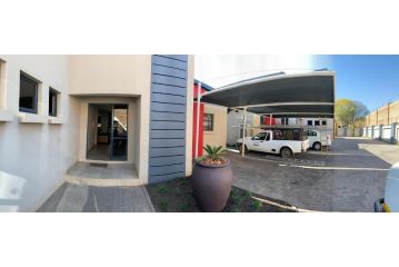 66 Dorp Street Apartment, Polokwane - 4