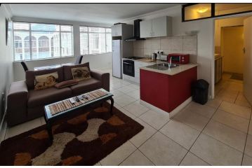 722 at 66 Keerom Street Apartment, Cape Town - 2