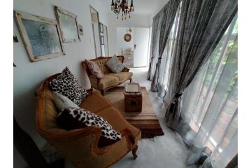 7-on-Burger Guest house, Polokwane - 3
