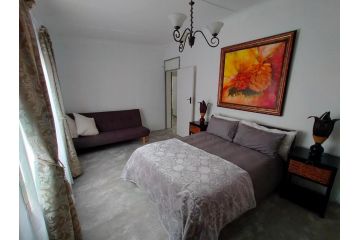 7-on-Burger Guest house, Polokwane - 4