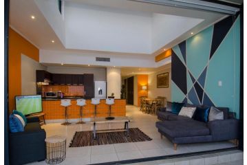 701 30 Degrees Stunning Sea Views Apartment, Umdloti - 2