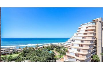 71 Sea Lodge Beachfront Apartment, Durban - 2