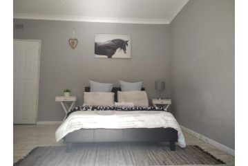 Velindo Guest Rooms Apartment, Johannesburg - 2