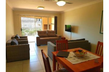 73 The Shades, 23 Weaver Crescent Apartment, Durban - 2