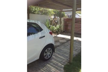 77 ON 7th Street Apartment, Hermanus - 2