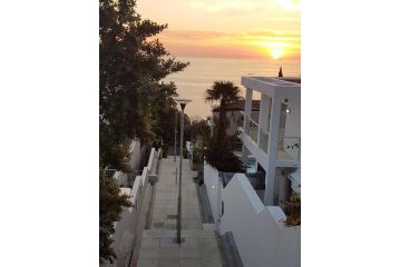 7a Clifton Steps Apartment, Cape Town - 2