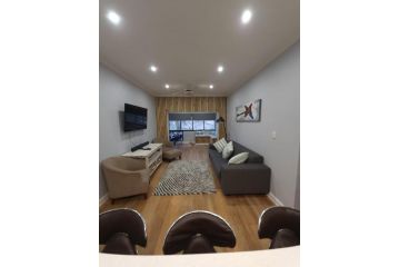 8 Bentley NOT a party venue Apartment, Ballito - 5