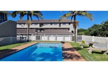 8 Oceans on the Beach Apartment, Shelly Beach - 1