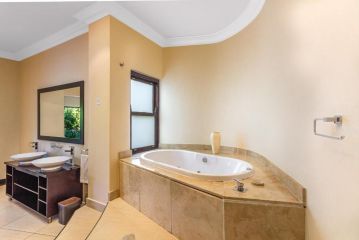 12 Phezulu Villas, Zimbali Coastal Resort Guest house, Ballito - 1