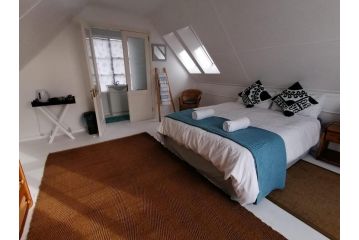 Llamedos Loft with sea view Guest house, Langebaan - 1