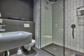 82B Wex Apartment, Cape Town - 5