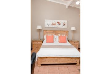 85 Ehmke Guesthouse Guest house, Nelspruit - 4