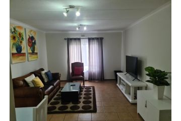 Midrand Ninth on Lever Unit 86 Apartment, Midrand - 1