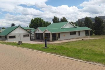 8sIndoor heated pool4 bedroom villaGreat views Apartment, Clarens - 2