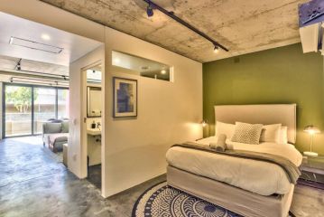 8th Floor, Modern, trendy studio in new development Apartment, Cape Town - 1