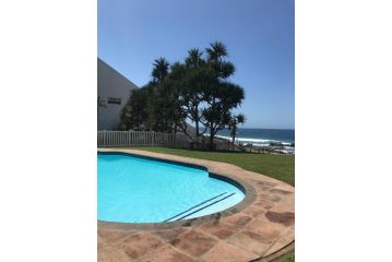 9 Casablance Ballito~Beach on your doorstep. Apartment, Ballito - 4