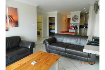 9 Neptune Terrace Beach Apartment, Jeffreys Bay - 1