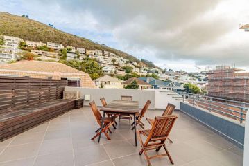 9 on S Apartment, Cape Town - 1