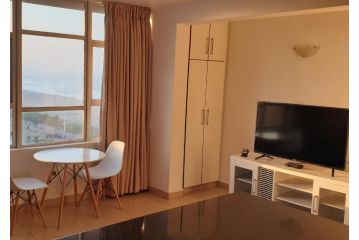 904 Tenbury Beach Apartment, Durban - 2
