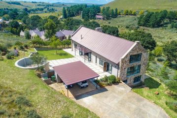 93 Hillcrest Villa, Dullstroom - 3