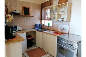 A1 Kynaston Accommodation Bed and breakfast, Jeffreys Bay - 1