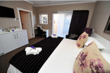 The Blue Lotus Guest house, Port Elizabeth - 3