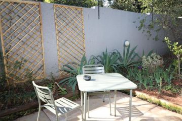 Abbots Cottage - Abbotsford Johannesburg Guest house, Johannesburg - 1