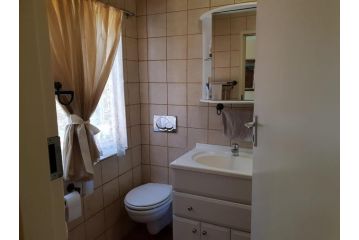 Accommodation@Bourne Apartment, Centurion - 1