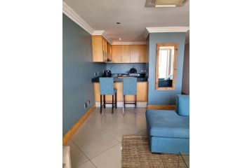 Accommodation Front - Modern 2 Sleeper Penthouse with Magnificent Views Apartment, Durban - 3