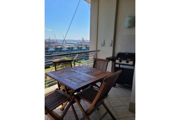 Accommodation Front - Modern 2 Sleeper Penthouse with Magnificent Views Apartment, Durban - 4