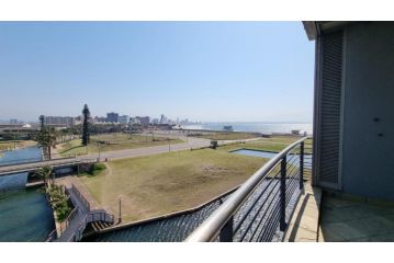 Accommodation Front - The Quays 503 - 6 Sleeper Across the Beachfront Apartment, Durban - 4