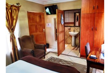 Acre of Africa Guesthouse Guest house, Boksburg - 1