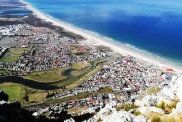 Admiralty Bed and breakfast, Muizenberg - 3