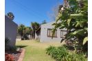 Adorable Garden Cottage with pool and braai Apartment, Sandton - thumb 16