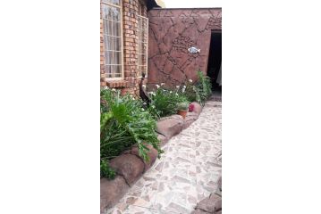 Pride Rock Accommodation Guest house, Middelburg - 4