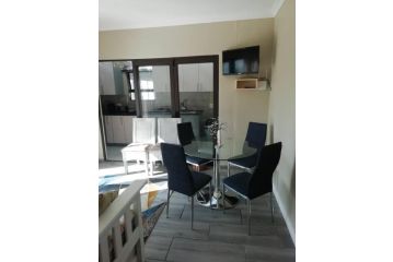 110 On Fairway Apartment, Langebaan - 4