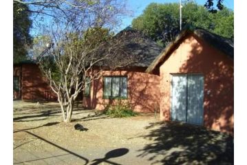 Africa Unplugged Guest Lodge Guest house, Zeerust - 1