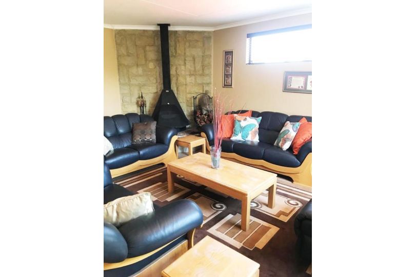 African BnB - The Boutique Experience Bed and breakfast, Benoni - imaginea 10